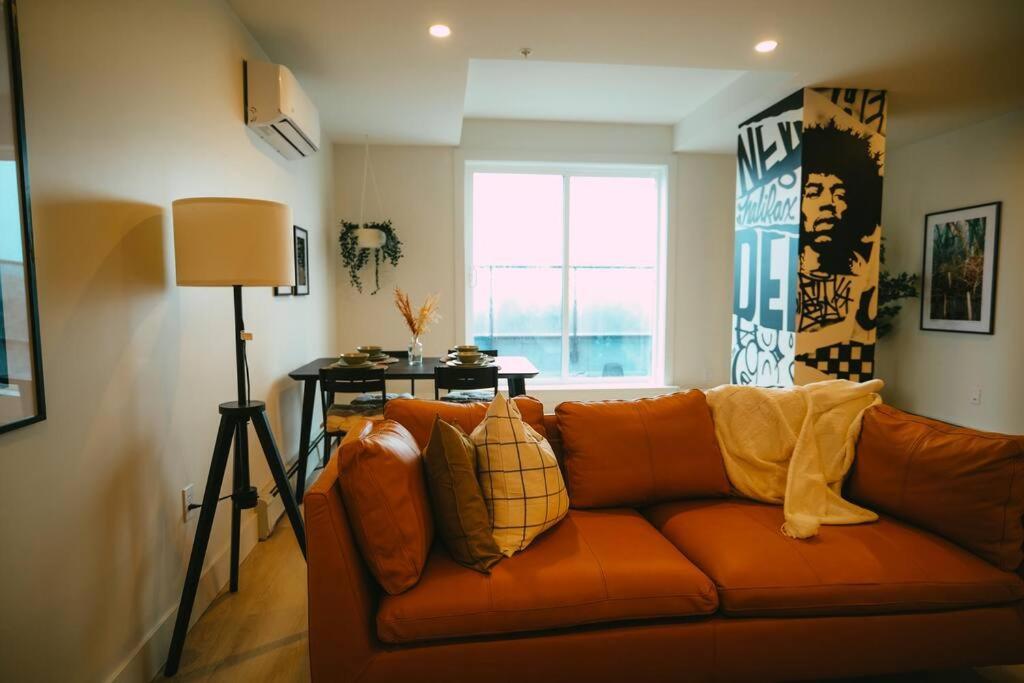 شقة Chic Cozy Retreat - 2Br - Stunning North End Views هاليفاكس المظهر الخارجي الصورة