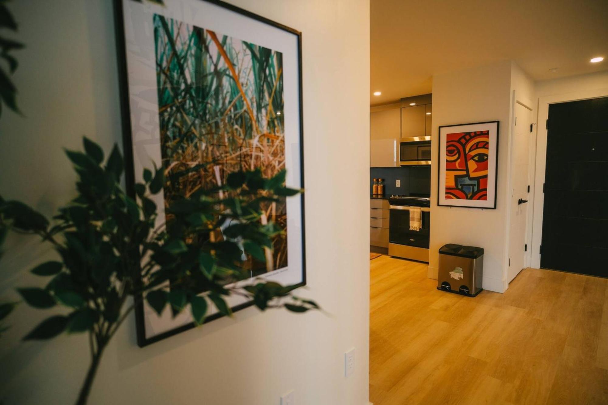 شقة Chic Cozy Retreat - 2Br - Stunning North End Views هاليفاكس المظهر الخارجي الصورة
